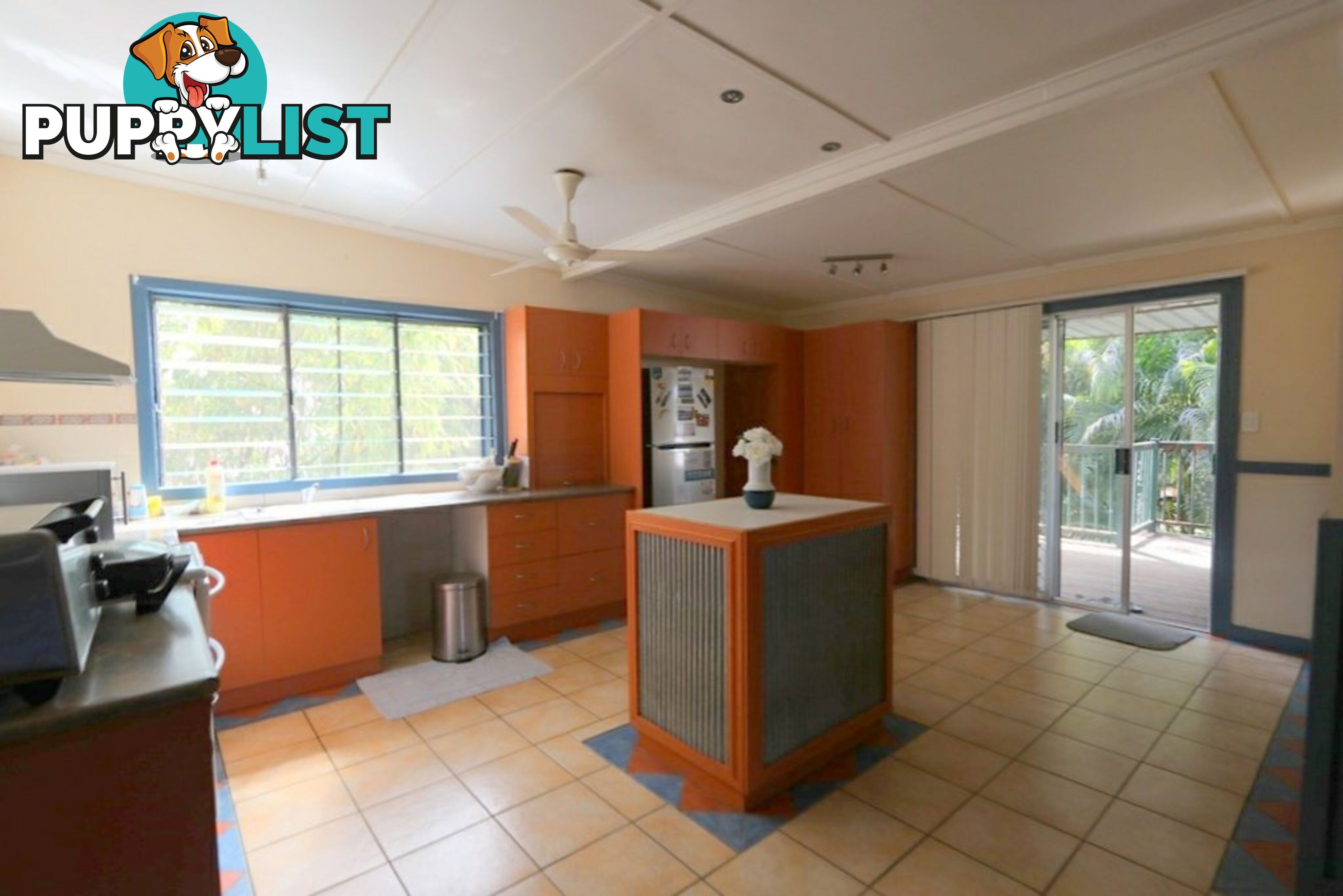 70A Baker Street EMERALD QLD 4720