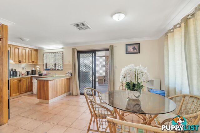 28 Barry Street EMERALD QLD 4720