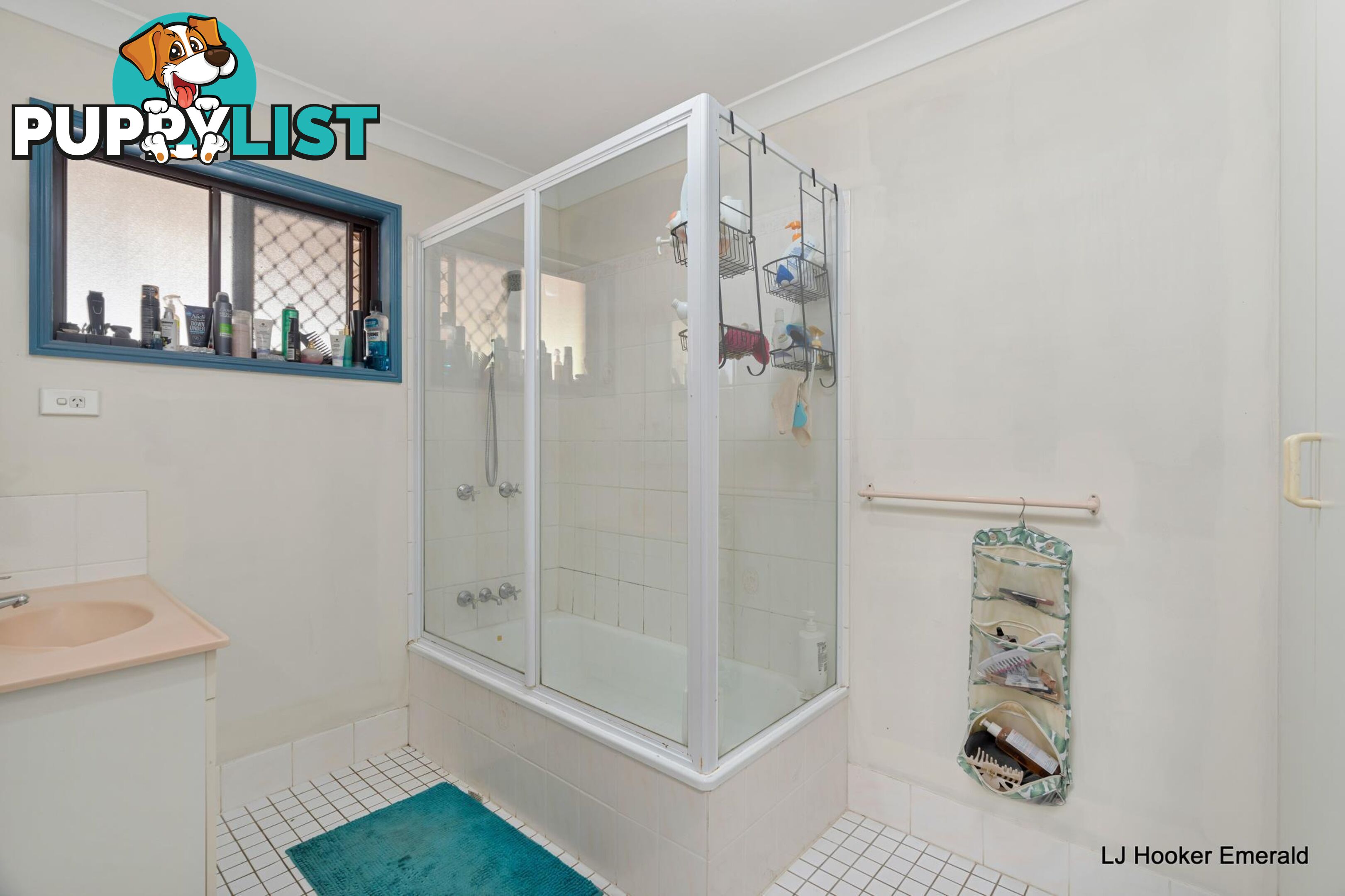 28 Barry Street EMERALD QLD 4720