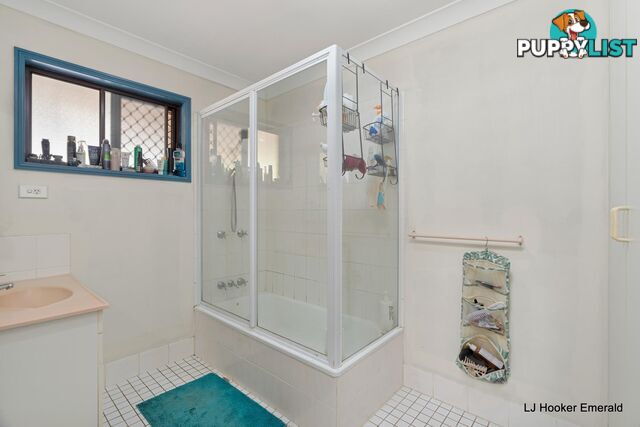 28 Barry Street EMERALD QLD 4720