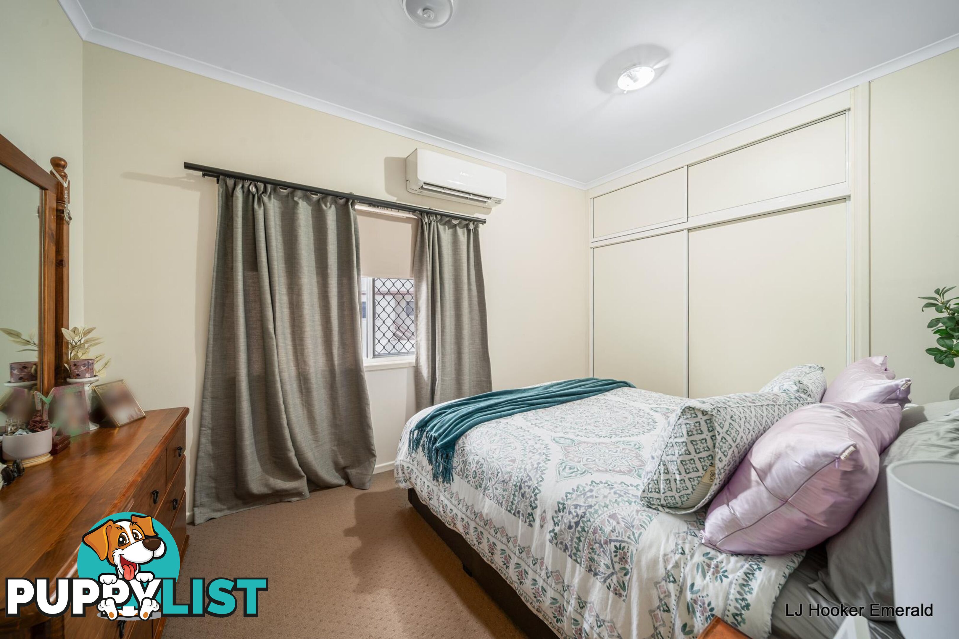 22 Roseanne Road EMERALD QLD 4720