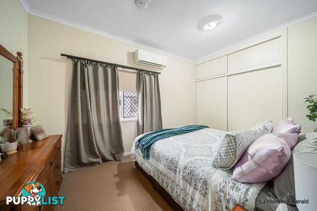 22 Roseanne Road EMERALD QLD 4720