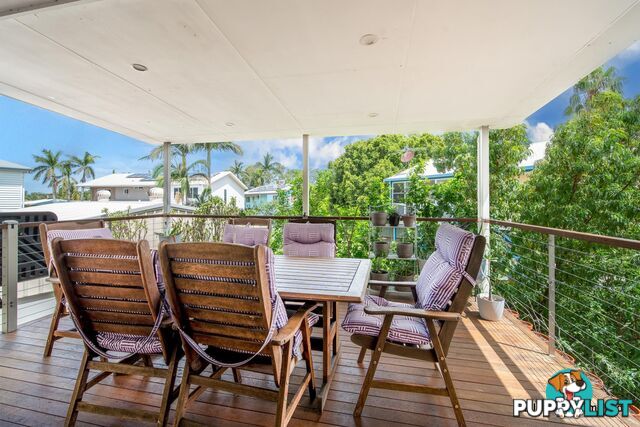 22 Roseanne Road EMERALD QLD 4720