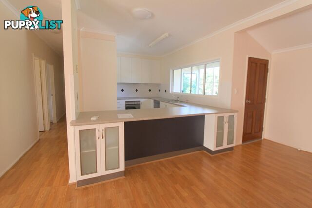 7 Thomas Place EMERALD QLD 4720