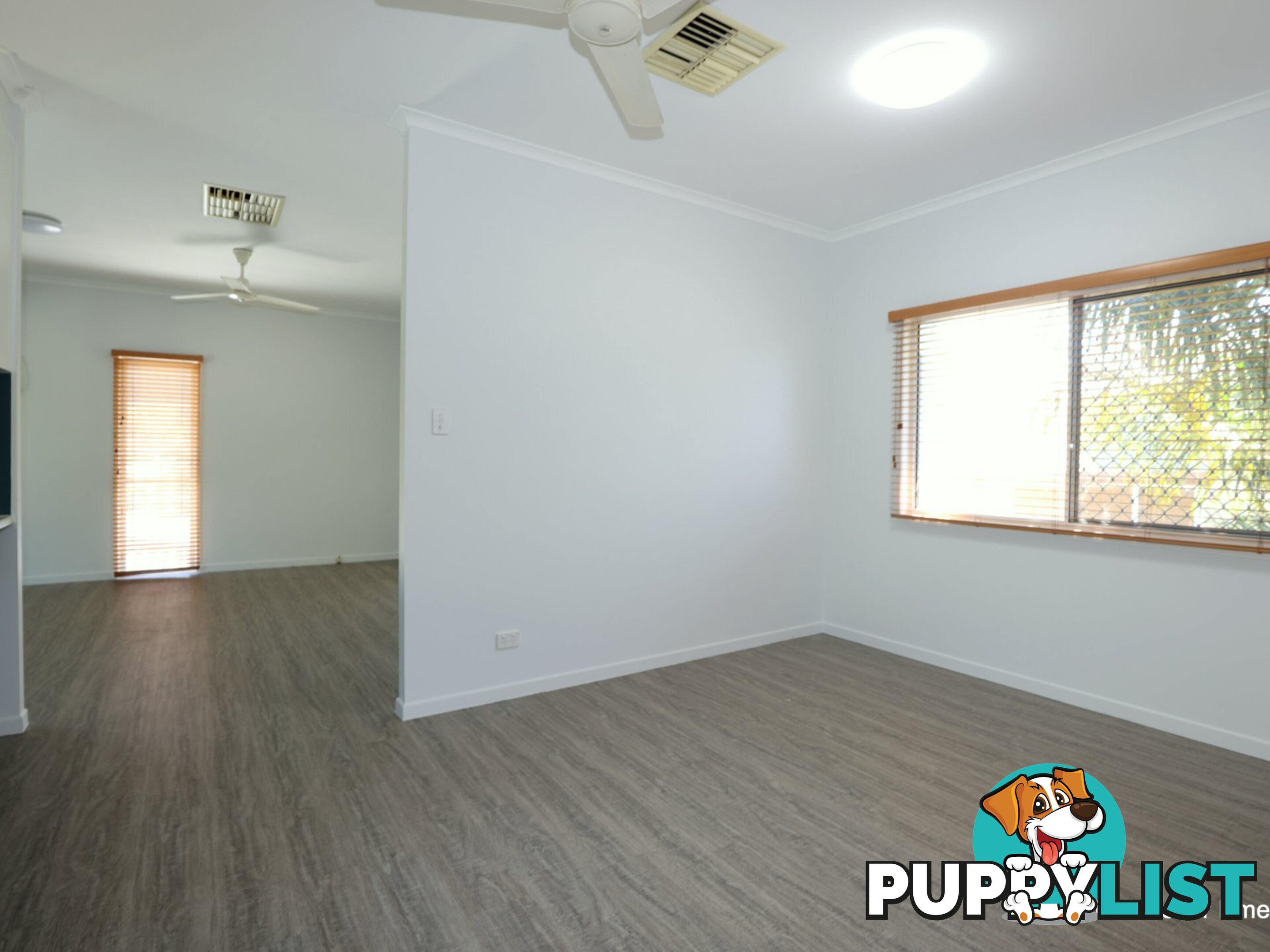 15 Roseanne Road EMERALD QLD 4720