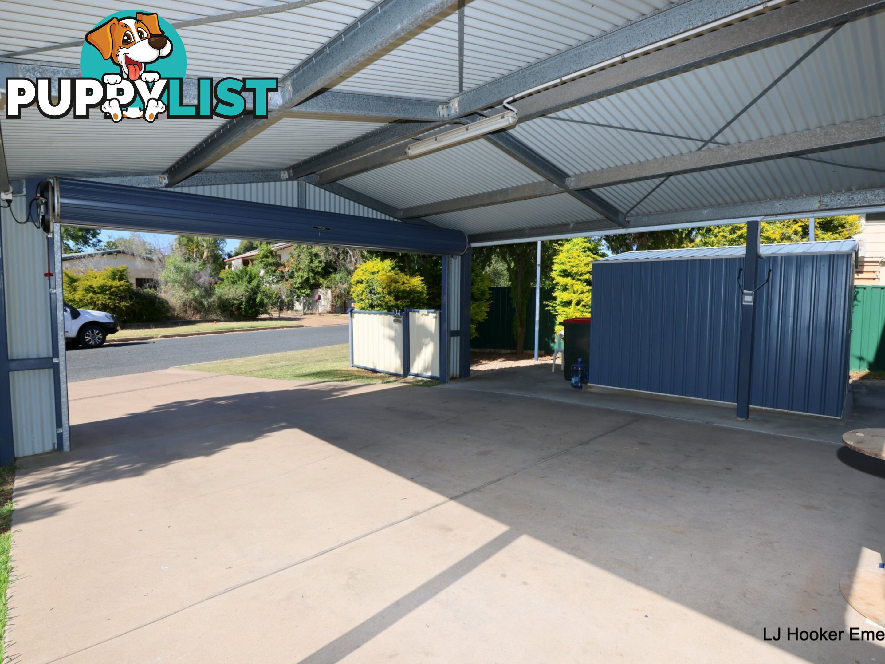 15 Roseanne Road EMERALD QLD 4720