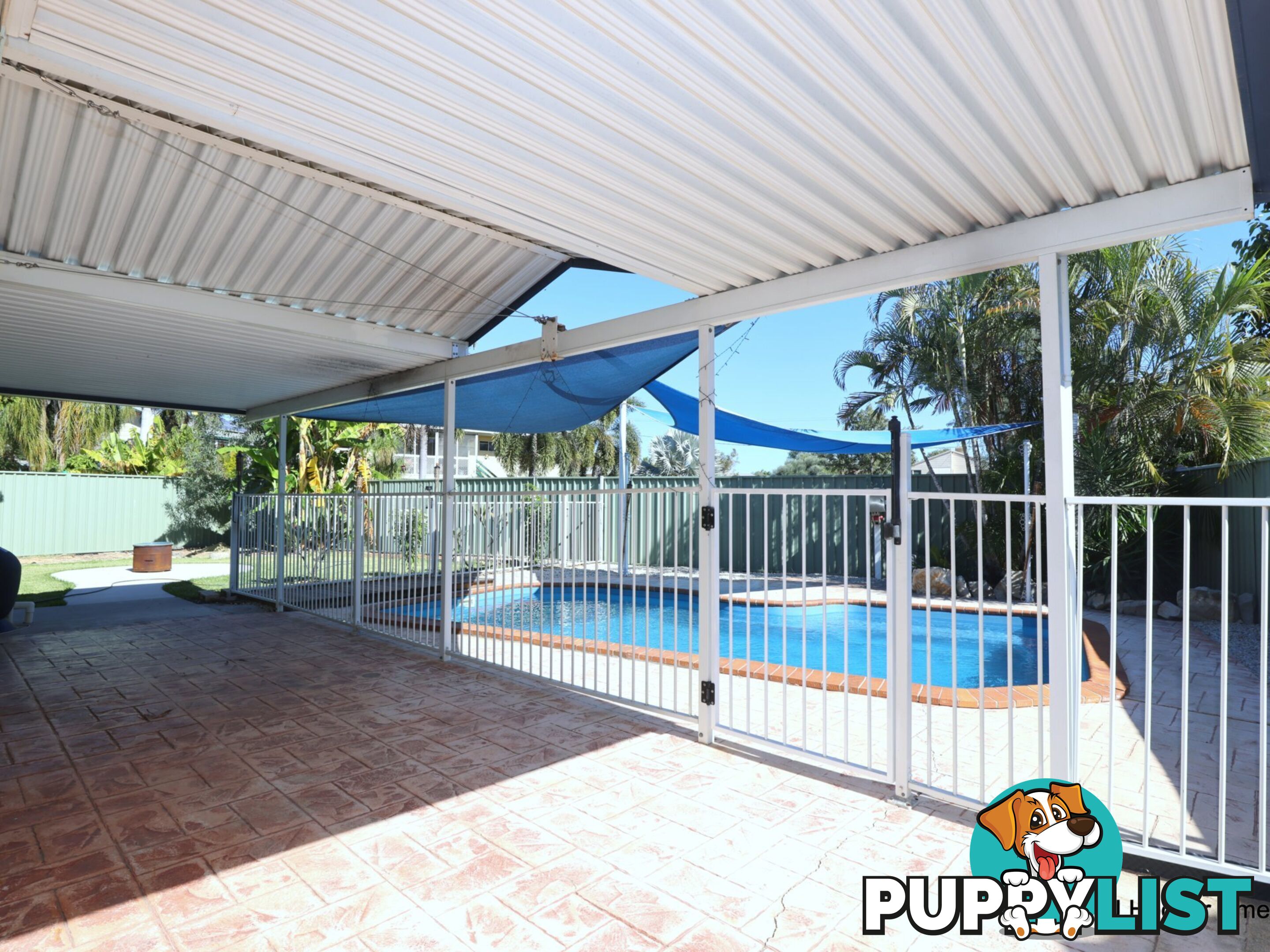 15 Roseanne Road EMERALD QLD 4720