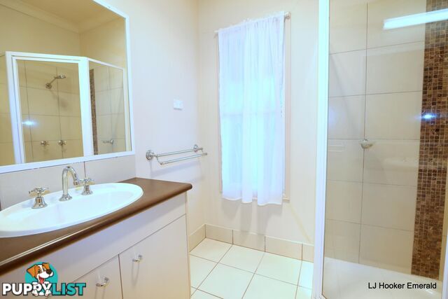 31 Gordon Street CAPELLA QLD 4723