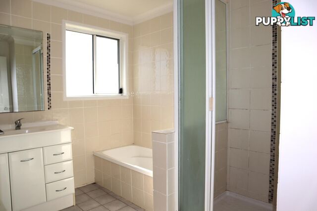 9 Bauhinia Court EMERALD QLD 4720