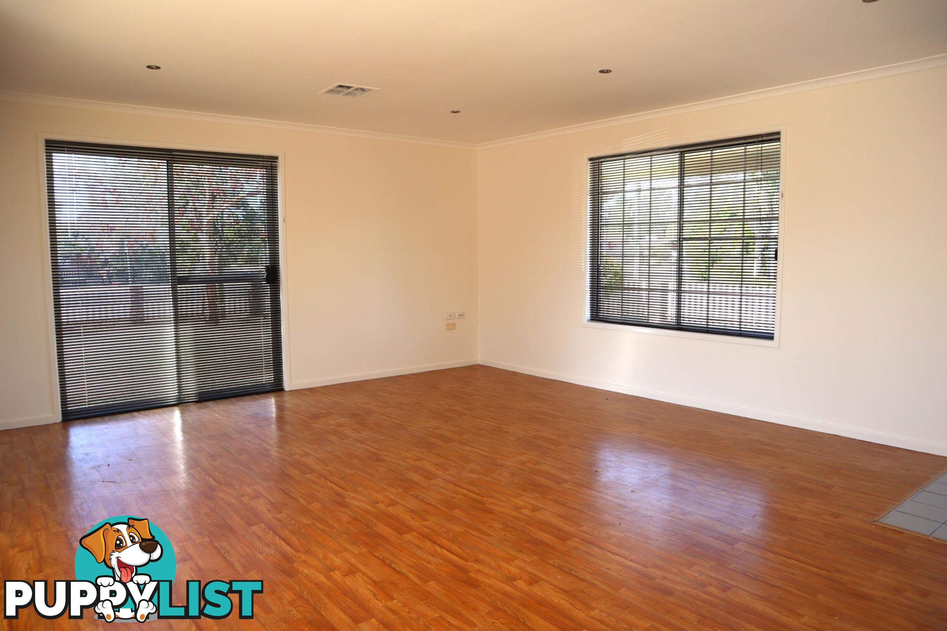 9 Bauhinia Court EMERALD QLD 4720