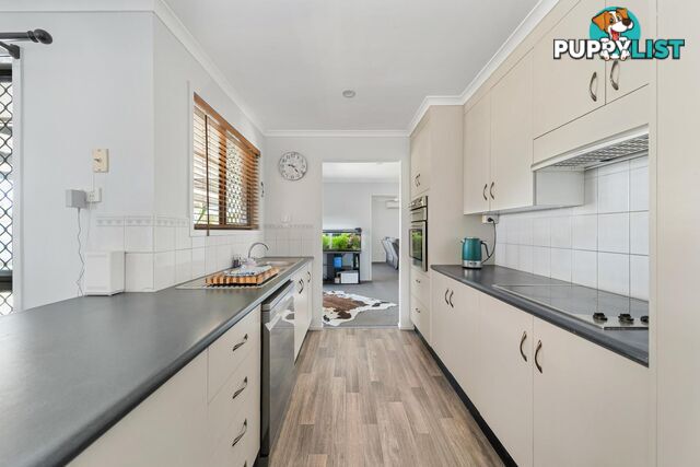 5 Eubar Place EMERALD QLD 4720