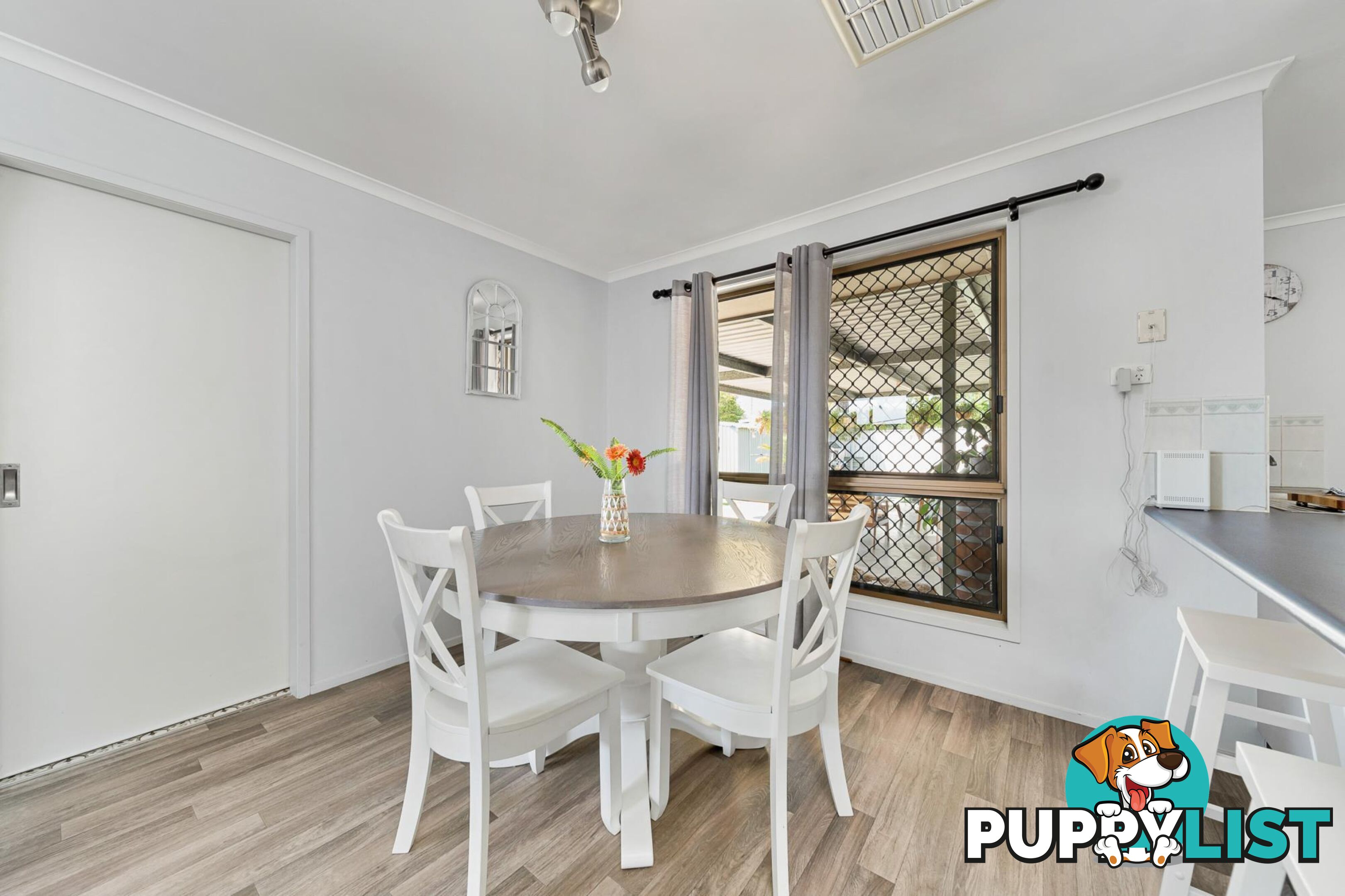 5 Eubar Place EMERALD QLD 4720