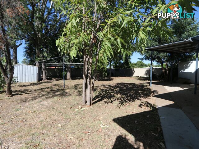 52 Theresa Street EMERALD QLD 4720