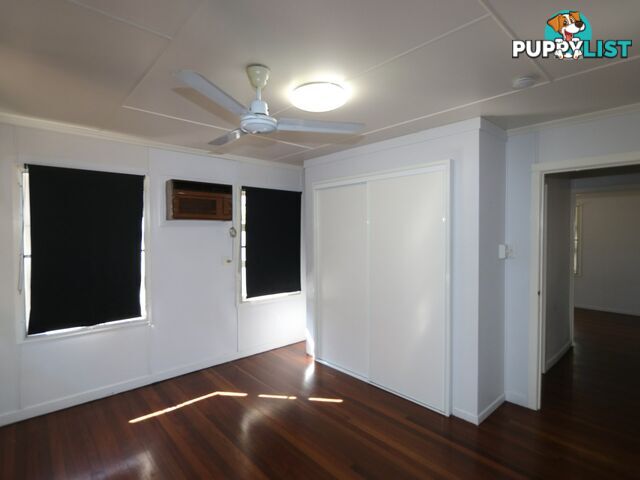 52 Theresa Street EMERALD QLD 4720