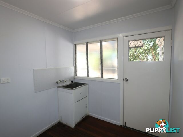 52 Theresa Street EMERALD QLD 4720