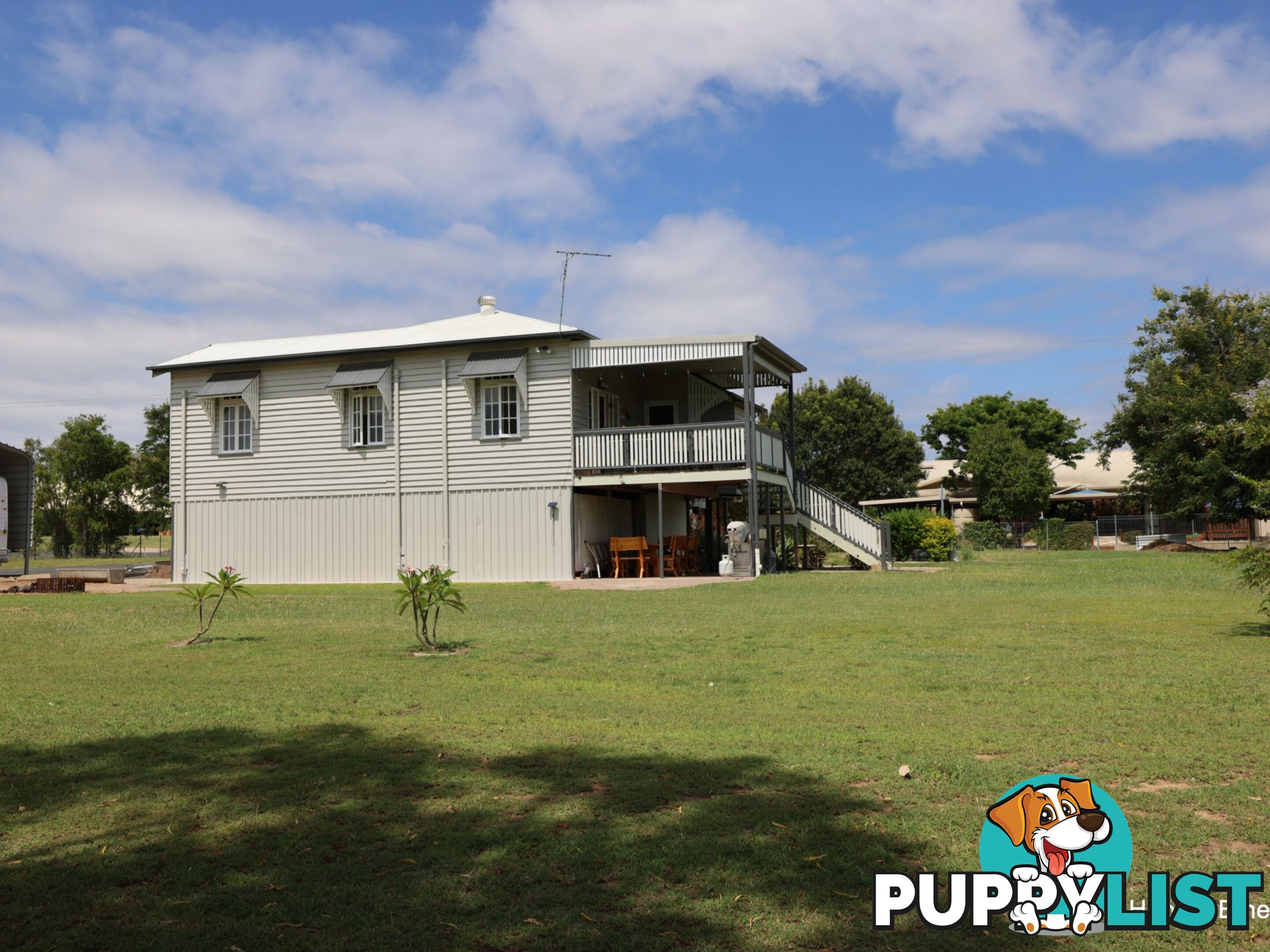 24 Andrews Road EMERALD QLD 4720