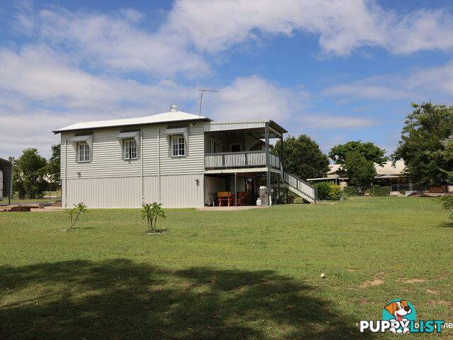 24 Andrews Road EMERALD QLD 4720