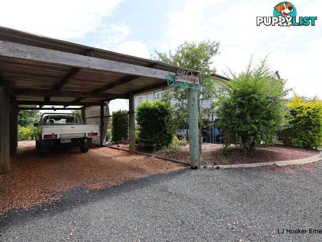 24 Andrews Road EMERALD QLD 4720