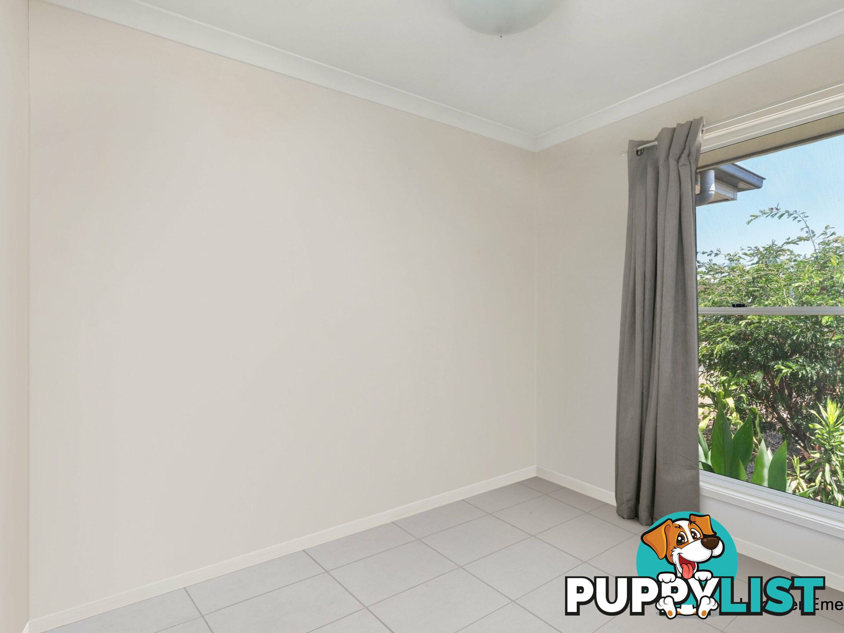 1/4 Eagle Street EMERALD QLD 4720