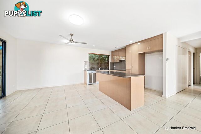 16 Lakeside Drive EMERALD QLD 4720