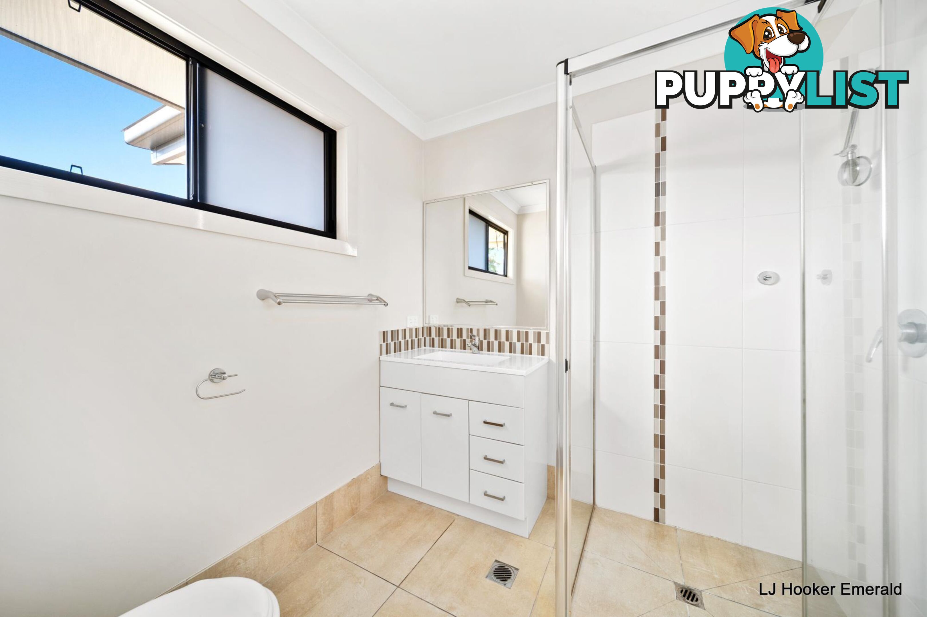 16 Lakeside Drive EMERALD QLD 4720