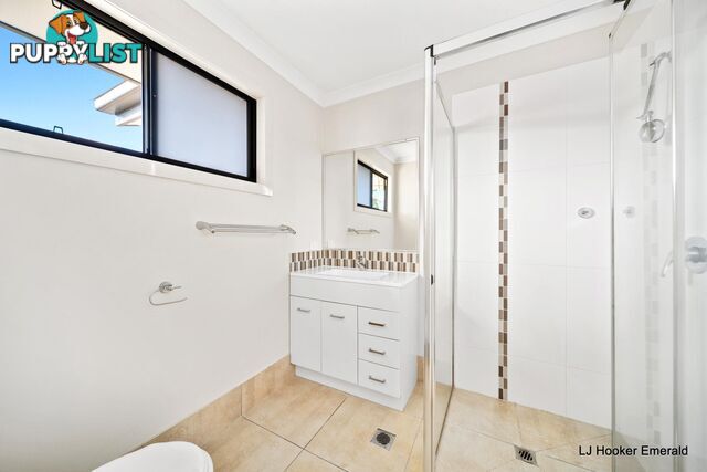 16 Lakeside Drive EMERALD QLD 4720