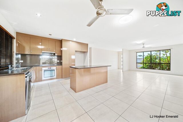 16 Lakeside Drive EMERALD QLD 4720
