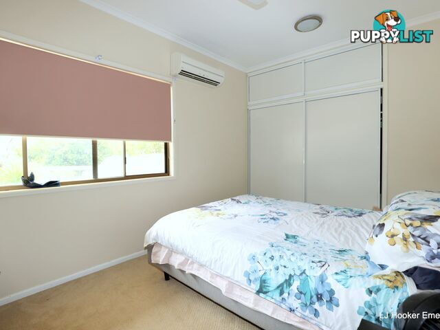 6 Green Grove EMERALD QLD 4720