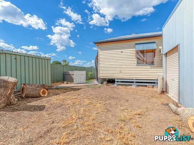 18 White Street EMERALD QLD 4720