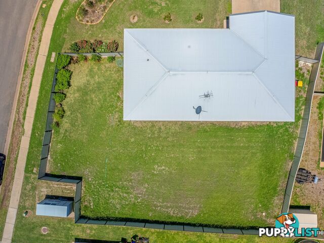 69 Mayfair Drive EMERALD QLD 4720