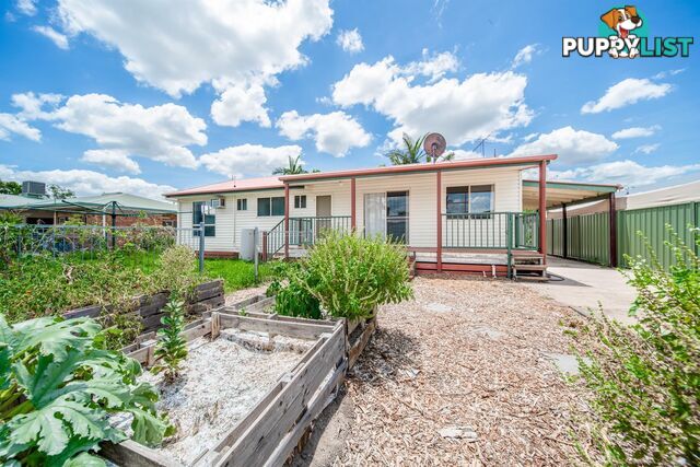 35 Barry Street EMERALD QLD 4720