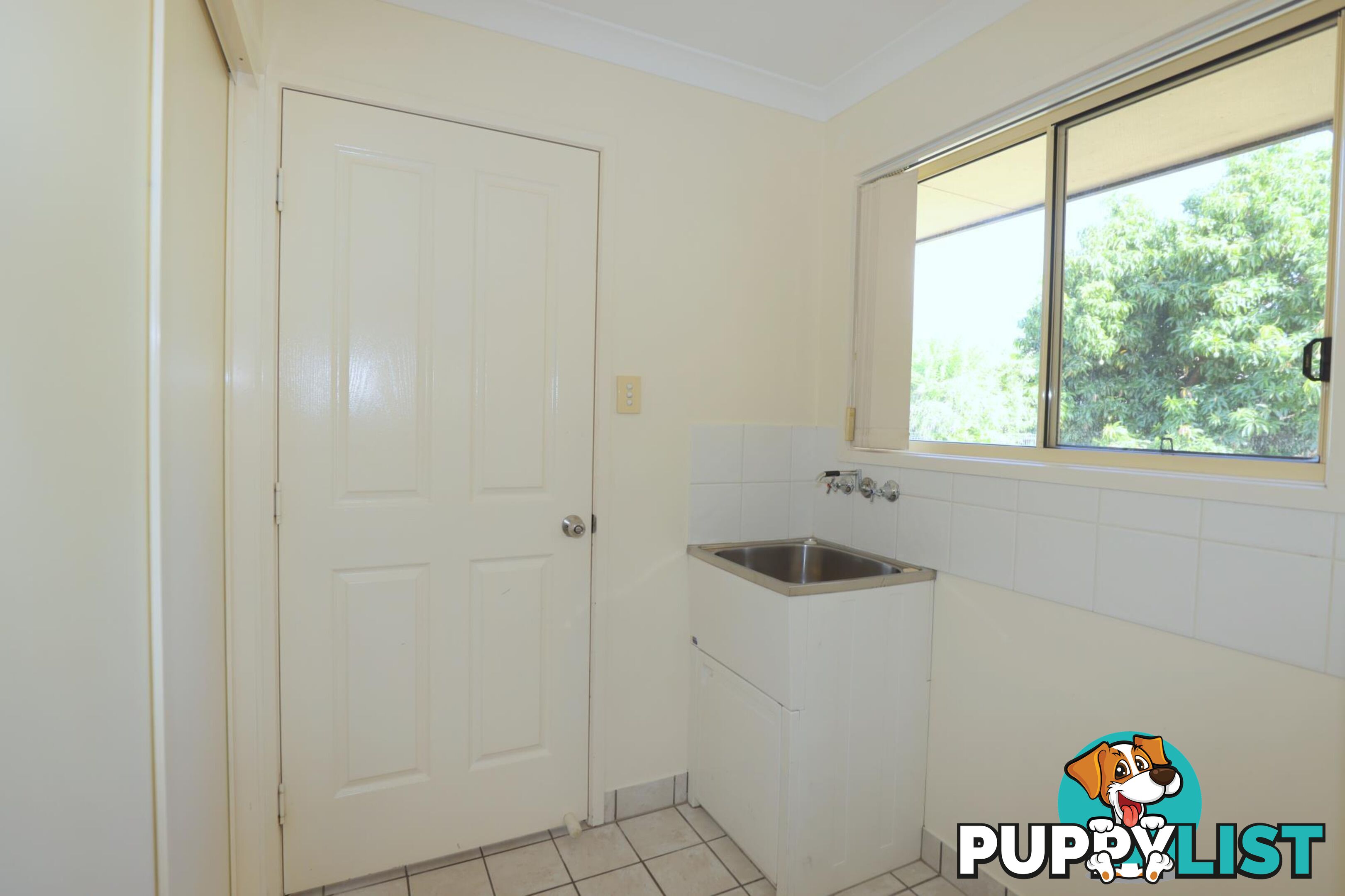 2 Kaitlyn Place EMERALD QLD 4720