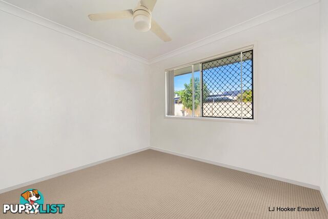 7 Hillcrest Street EMERALD QLD 4720