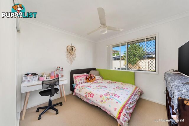 7 Hillcrest Street EMERALD QLD 4720