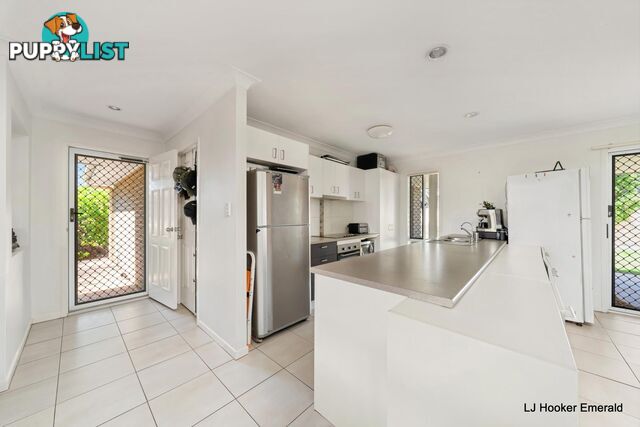 7 Hillcrest Street EMERALD QLD 4720