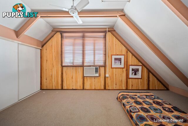58 Braeside Road EMERALD QLD 4720