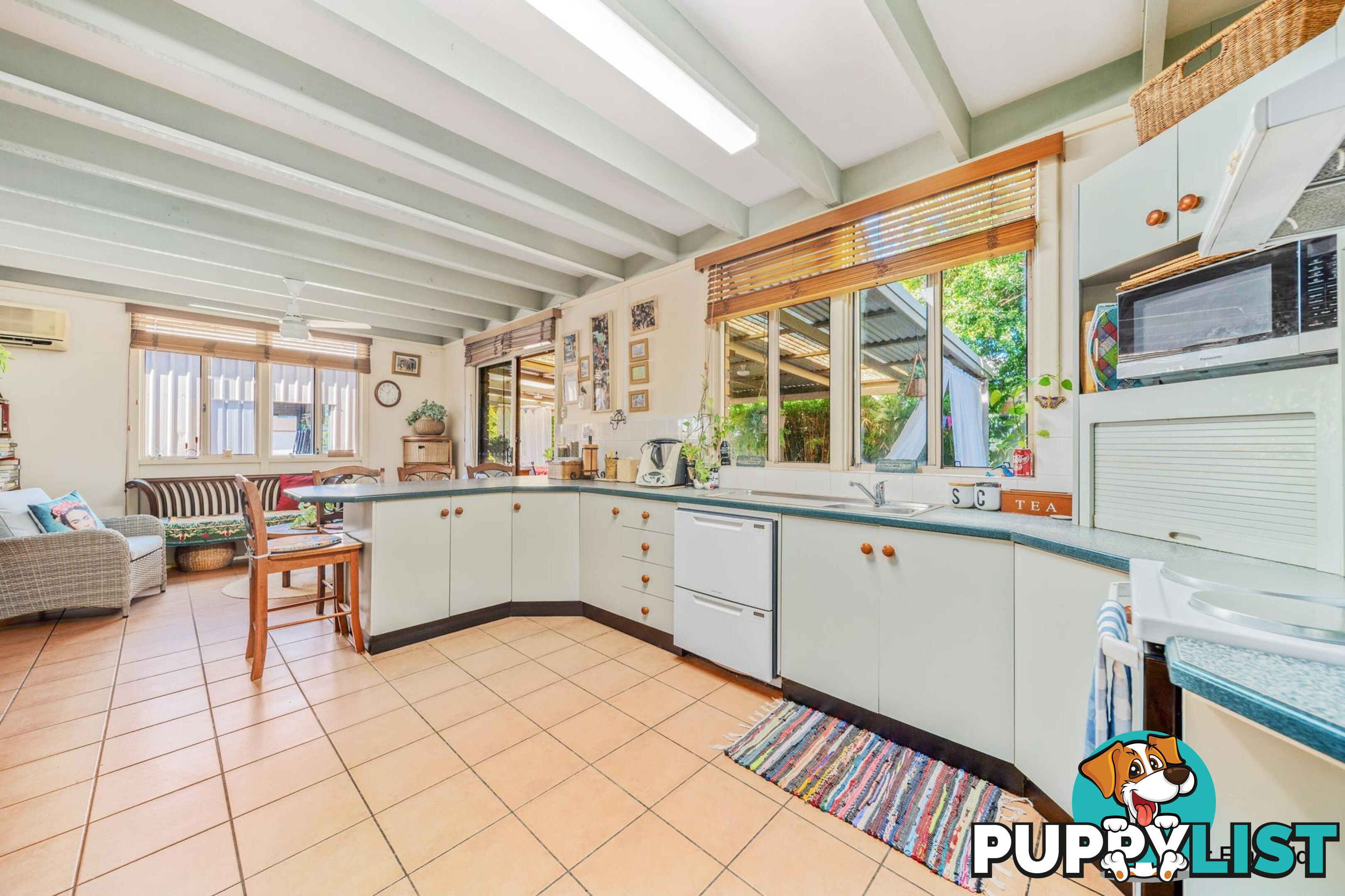 58 Braeside Road EMERALD QLD 4720