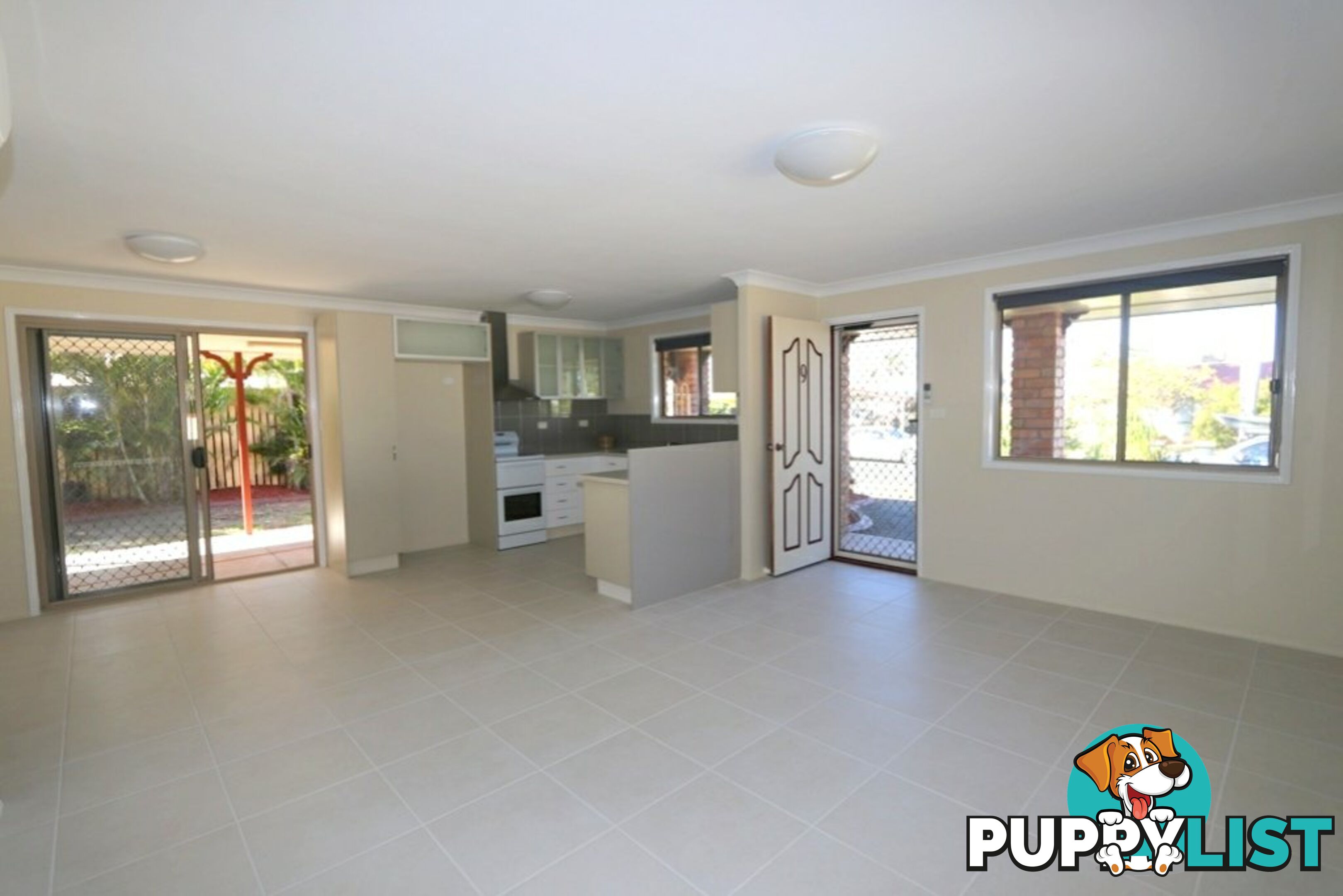 9 Cowan Cr EMERALD QLD 4720