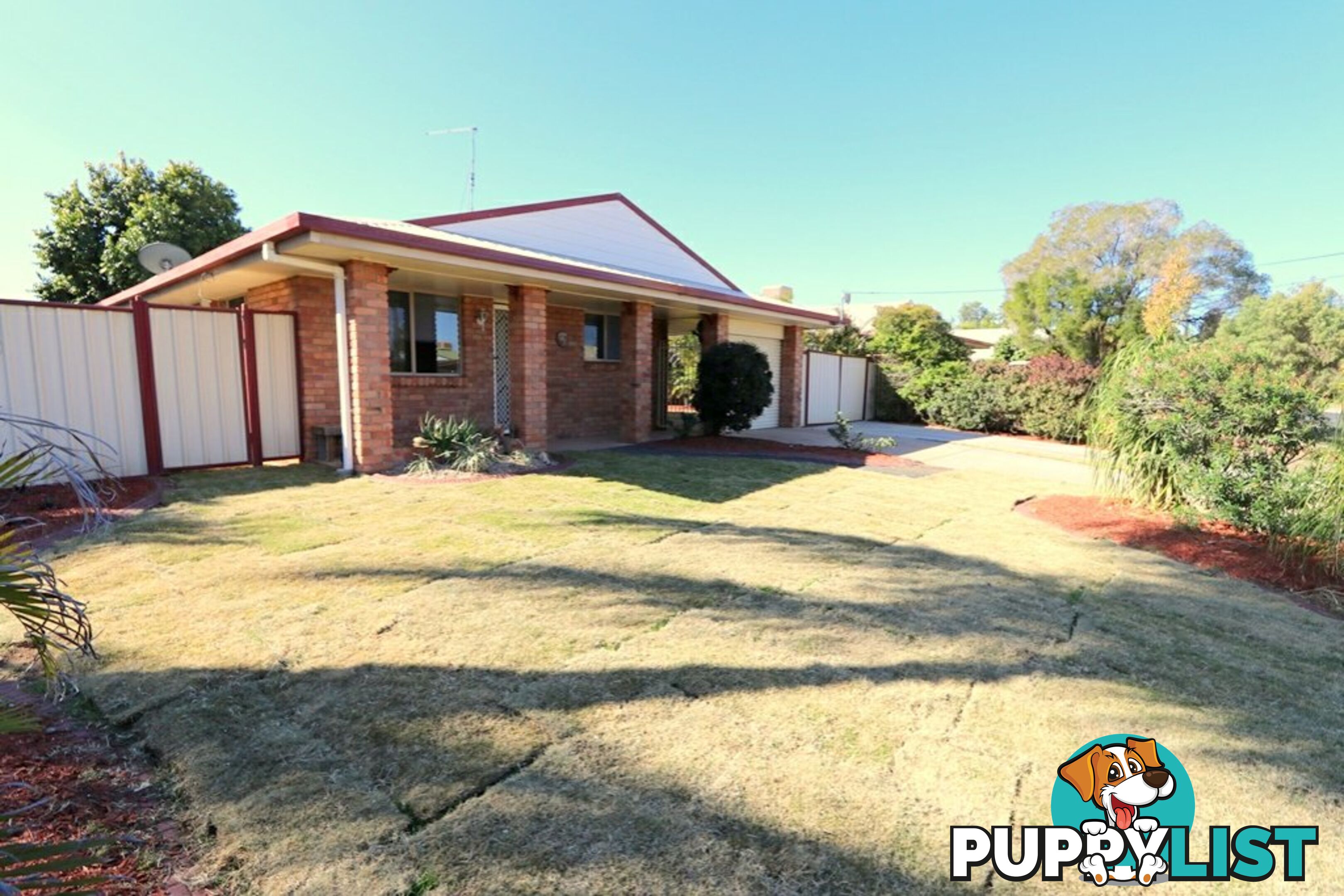 9 Cowan Cr EMERALD QLD 4720