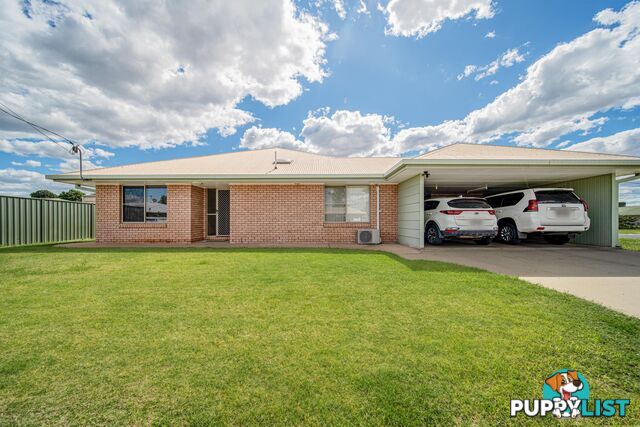 5 Sharlyn Crescent EMERALD QLD 4720