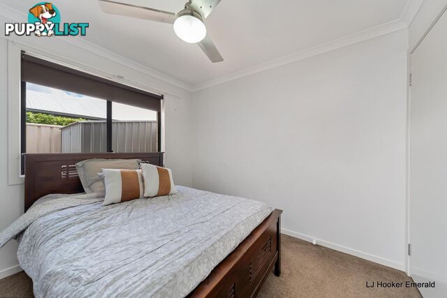 1/3 Duroux Street EMERALD QLD 4720