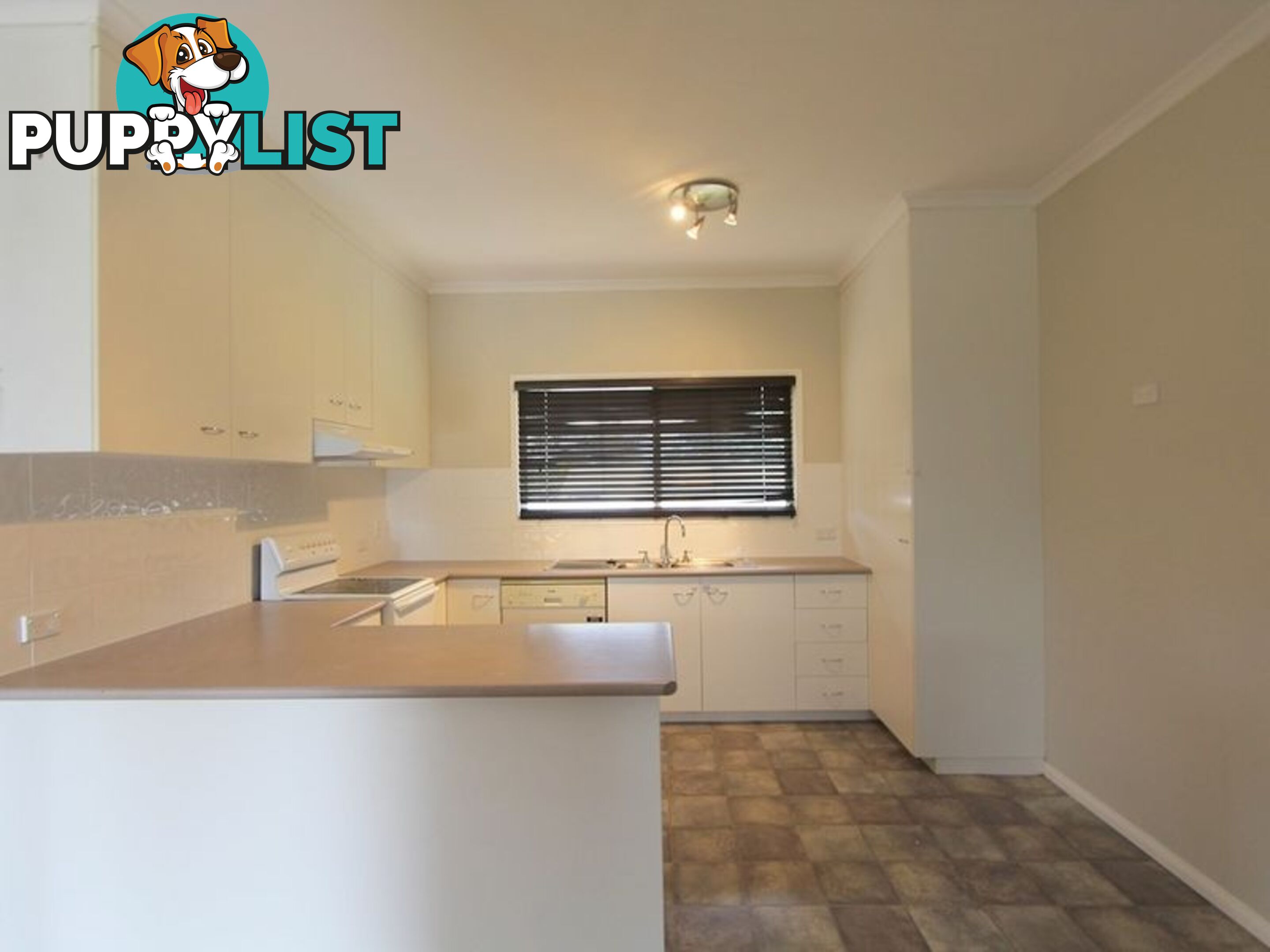 1 Eric Court EMERALD QLD 4720