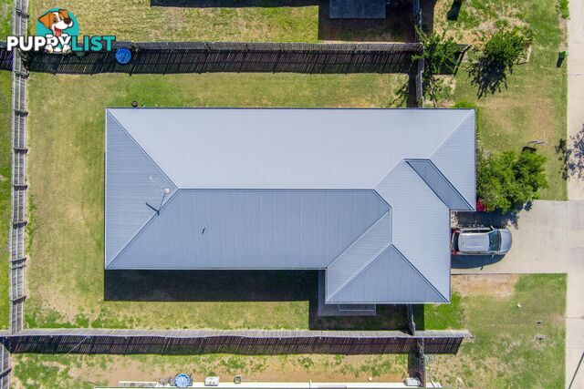 8 Onyx Street EMERALD QLD 4720