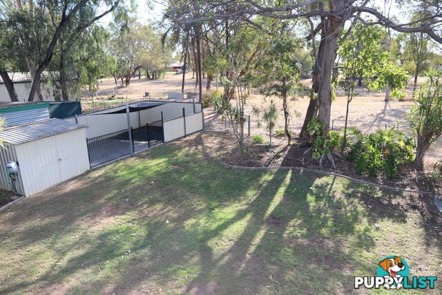 10 Pryor Place EMERALD QLD 4720