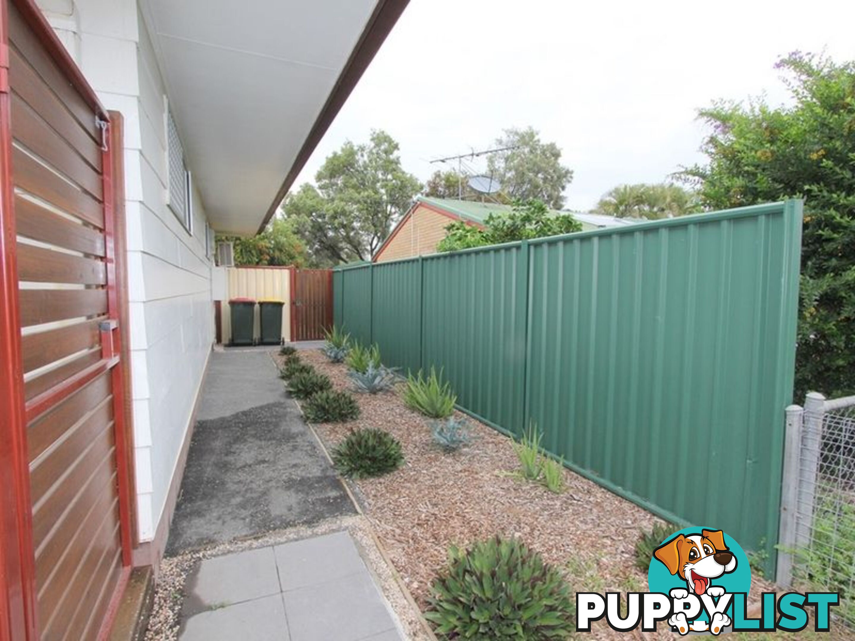 Unit 1/15 Campbell Street EMERALD QLD 4720