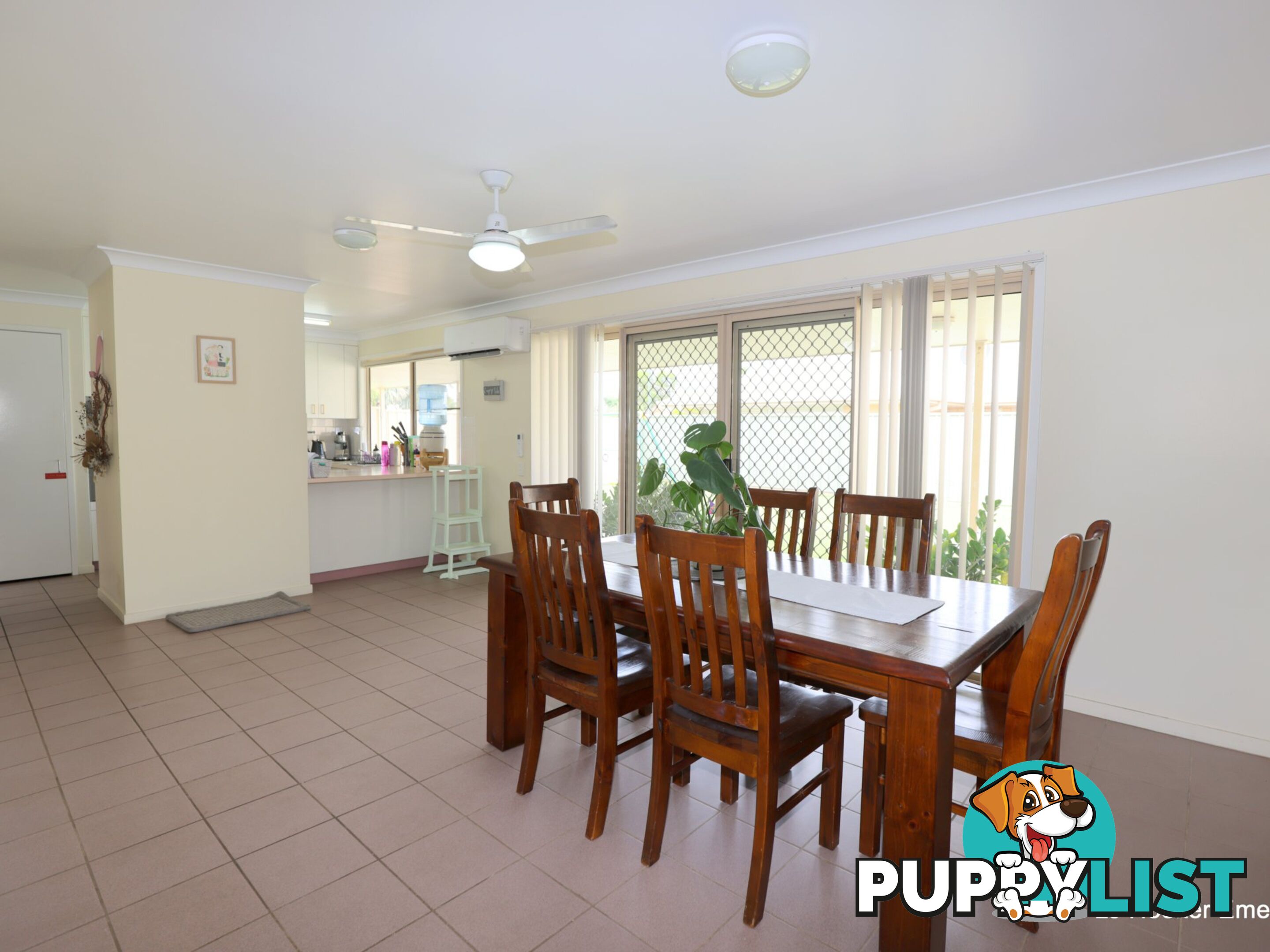 10 Chalmers Crescent EMERALD QLD 4720