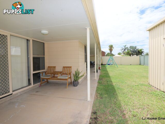 10 Chalmers Crescent EMERALD QLD 4720