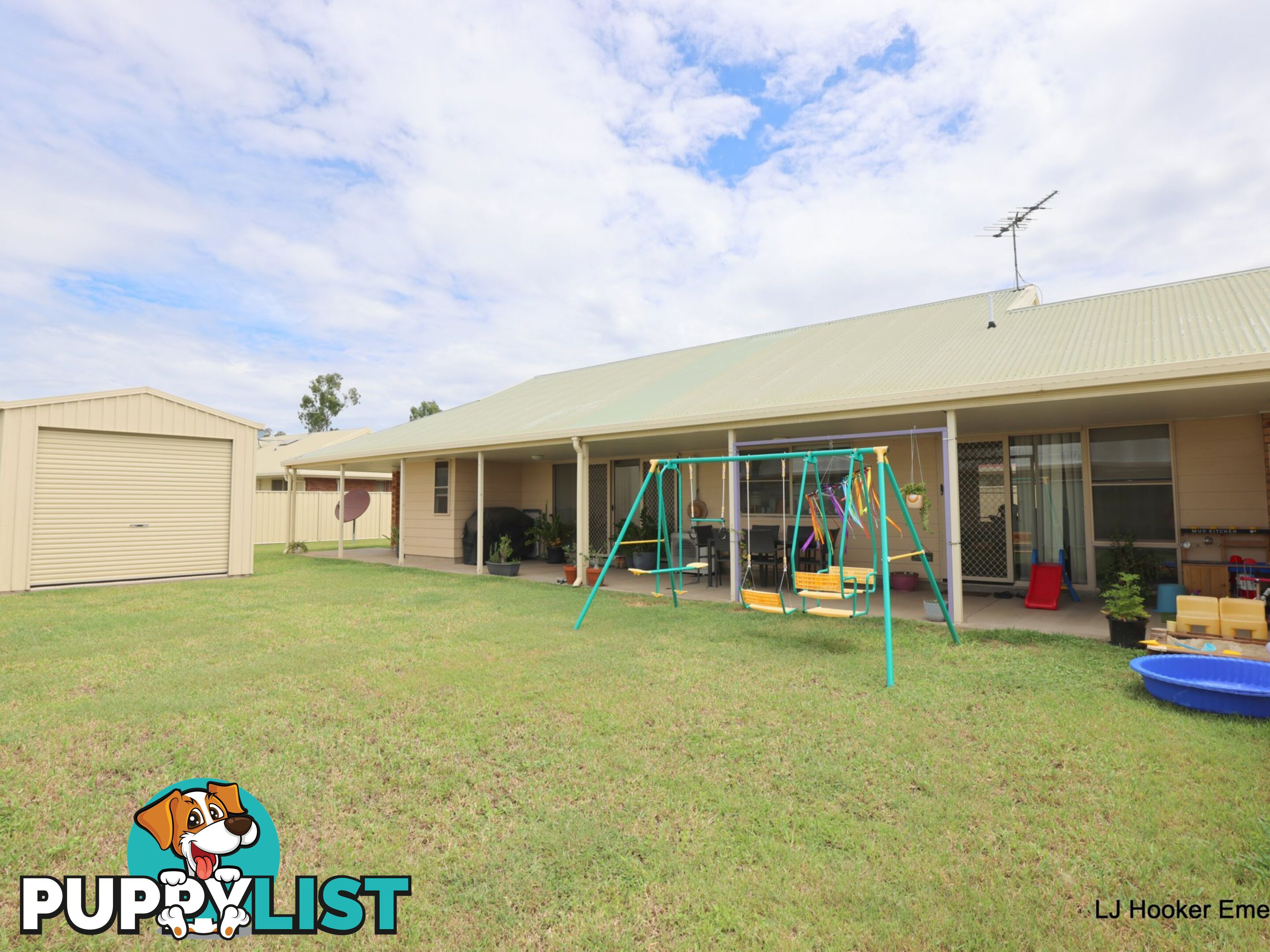 10 Chalmers Crescent EMERALD QLD 4720