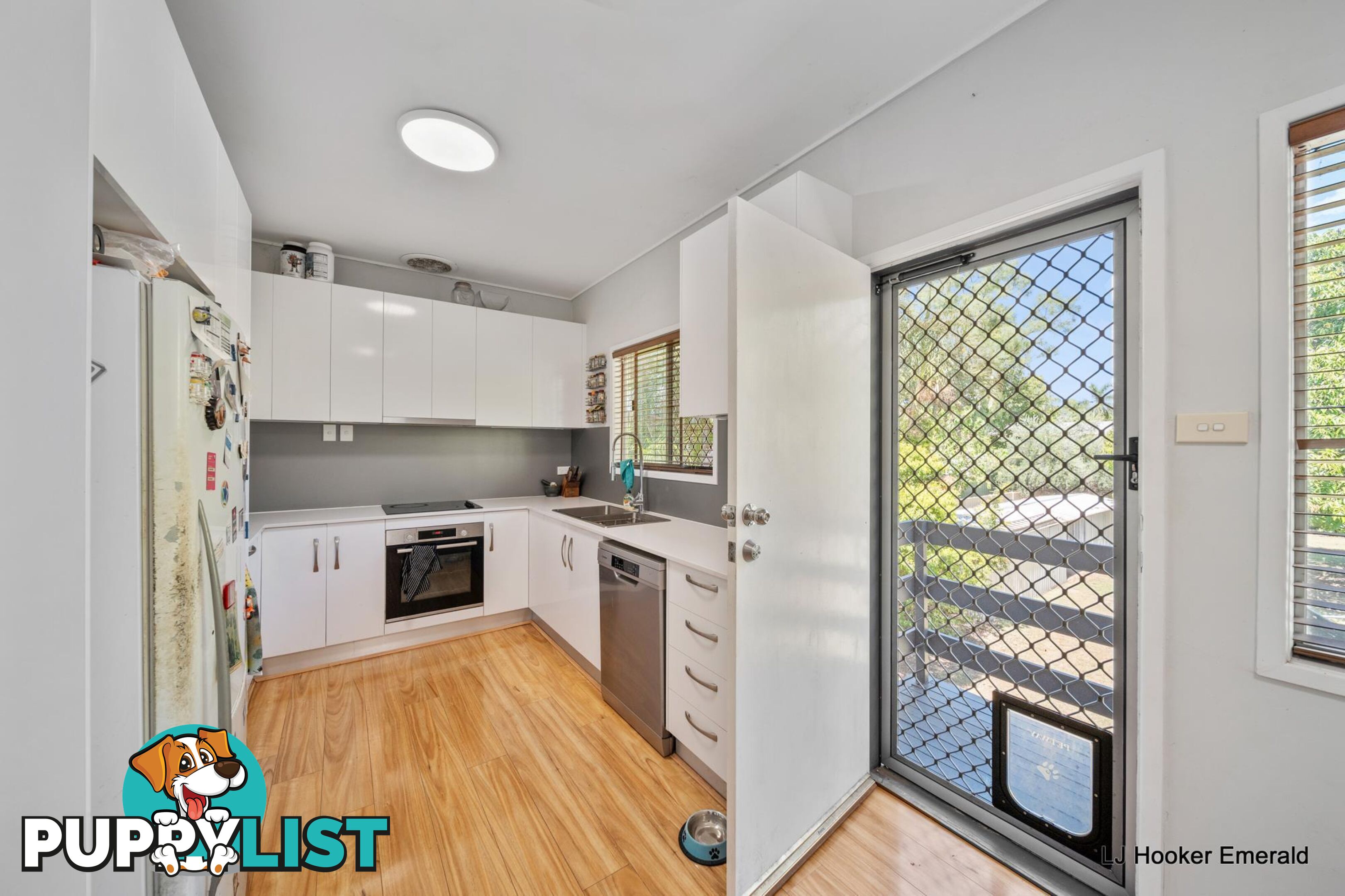 18 Centenary Drive EMERALD QLD 4720