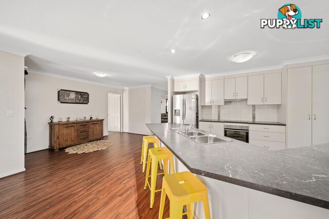 34 Moriarty Street EMERALD QLD 4720